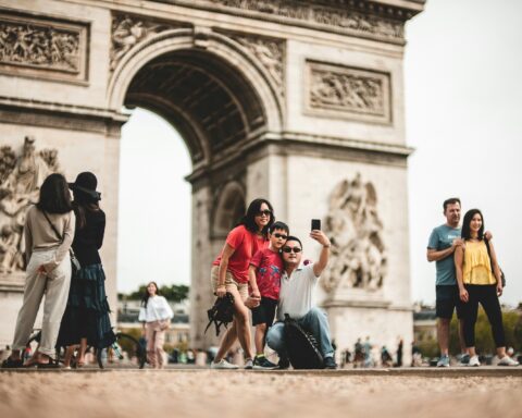 photography of family during daytime