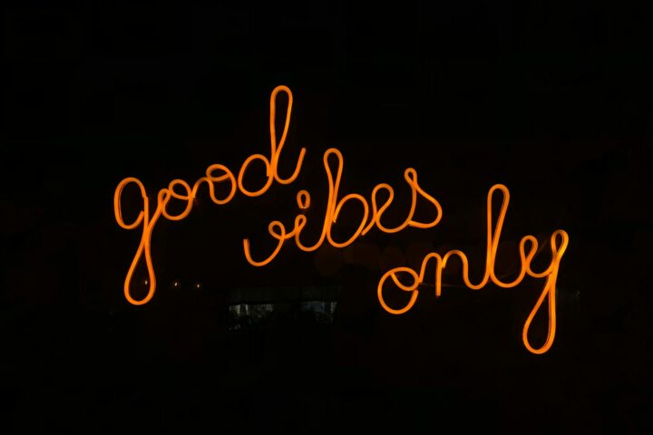 good vibes only signage
